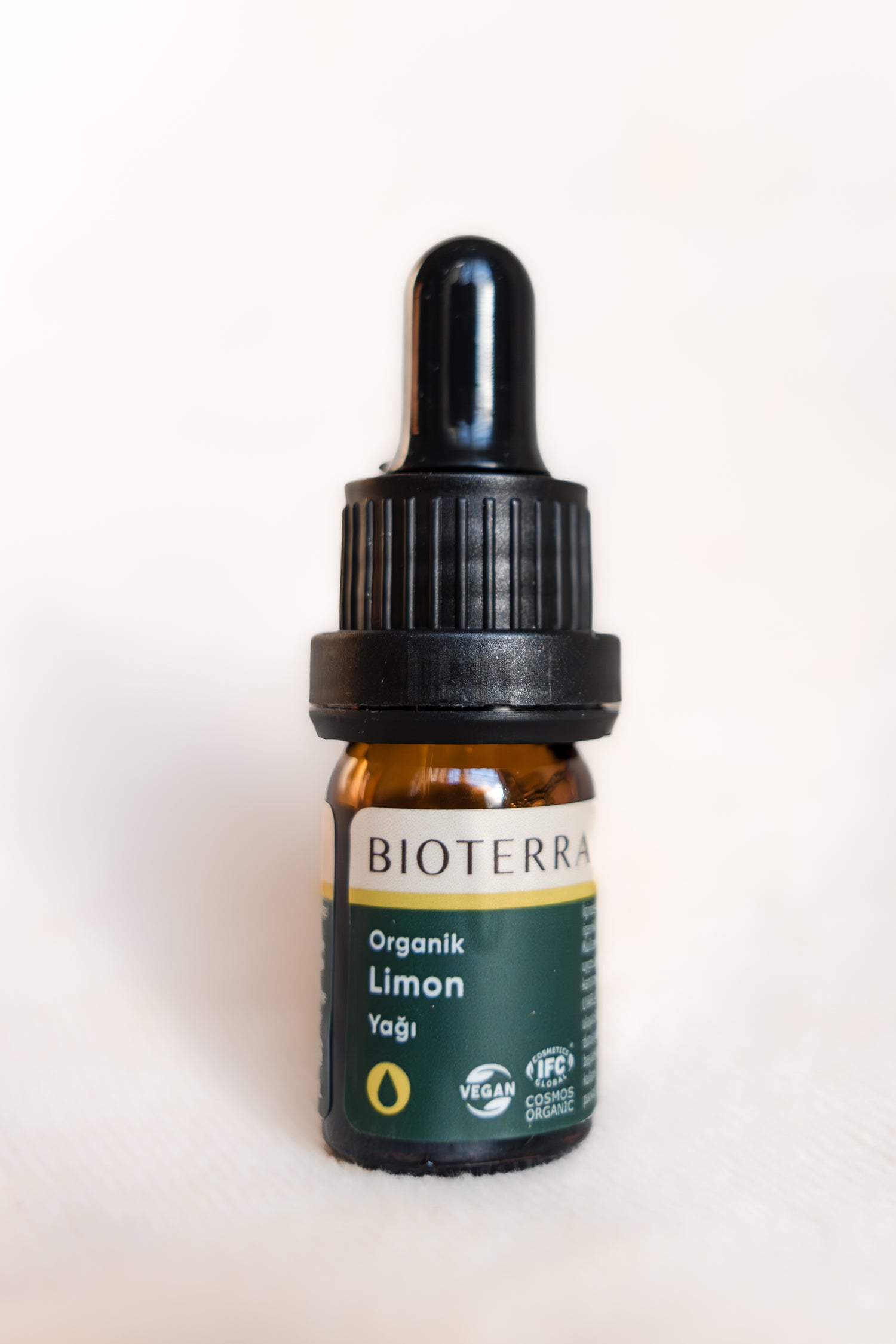 Bioterra Organic Lemon Essential Oil